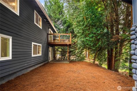 5839 NE 197th Street Kenmore WA 98028