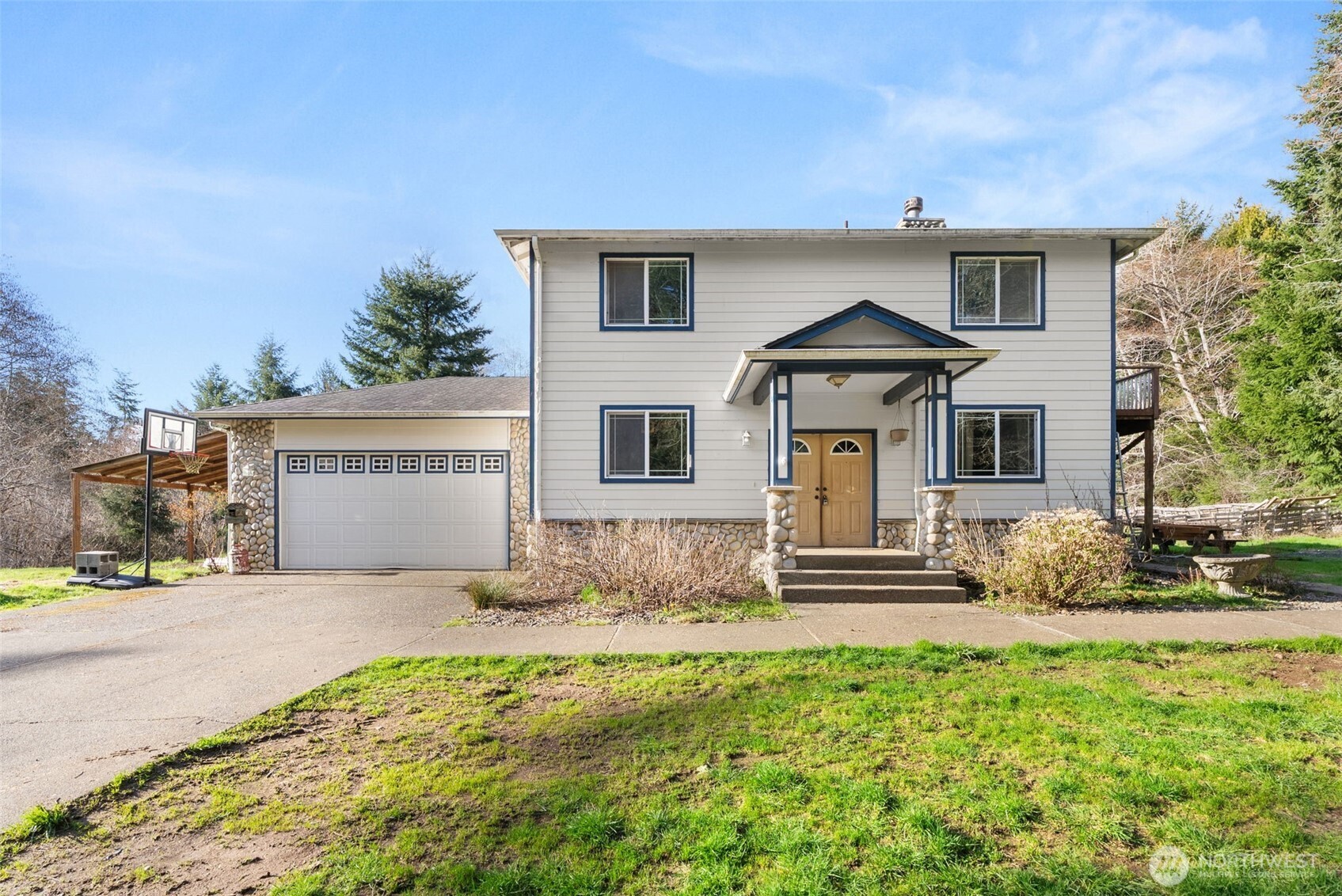2929 S Fork Road Raymond WA 98577