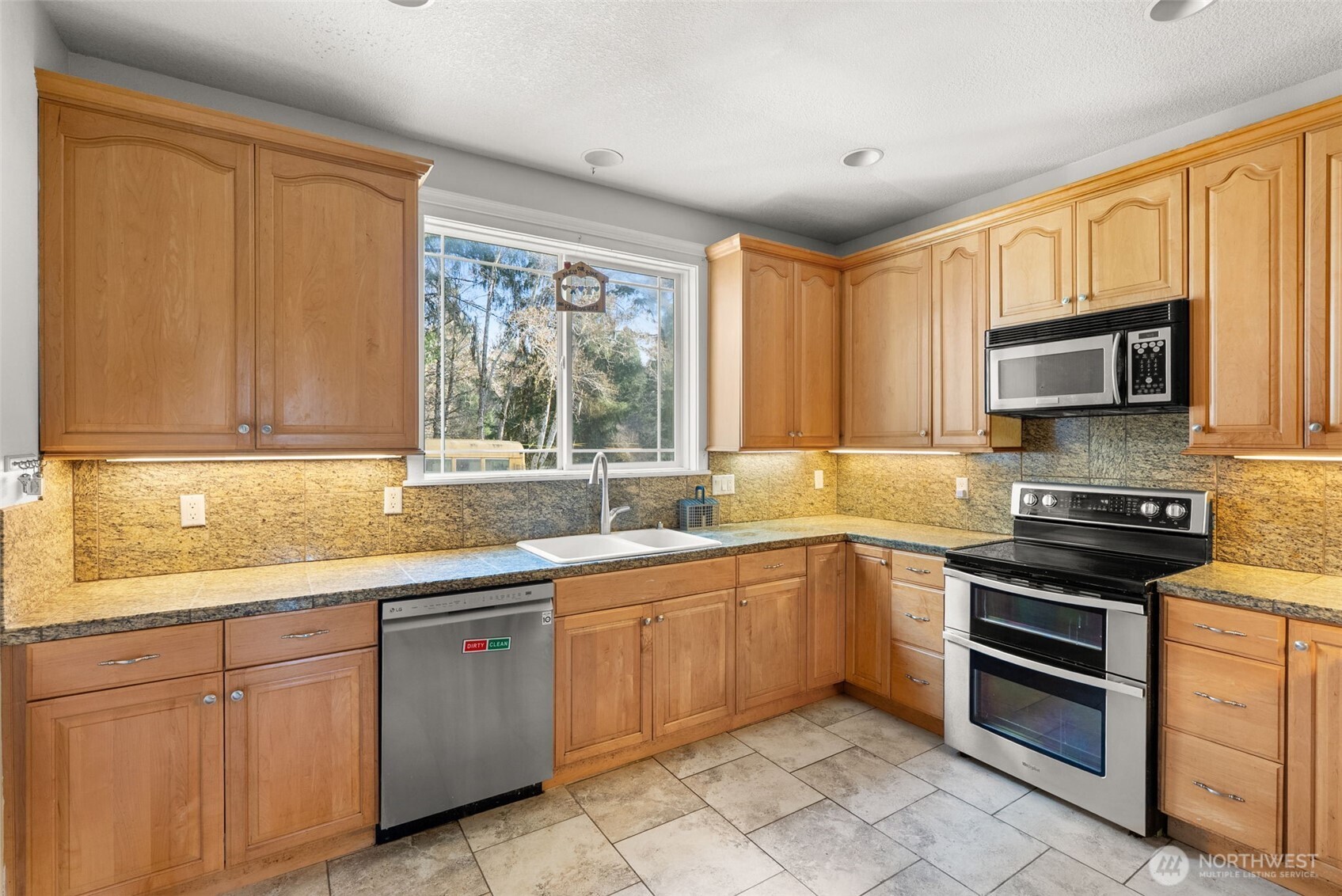2929 S Fork Road Raymond WA 98577