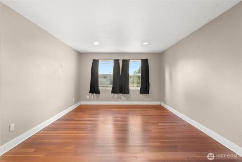 2929 S Fork Road Raymond WA 98577