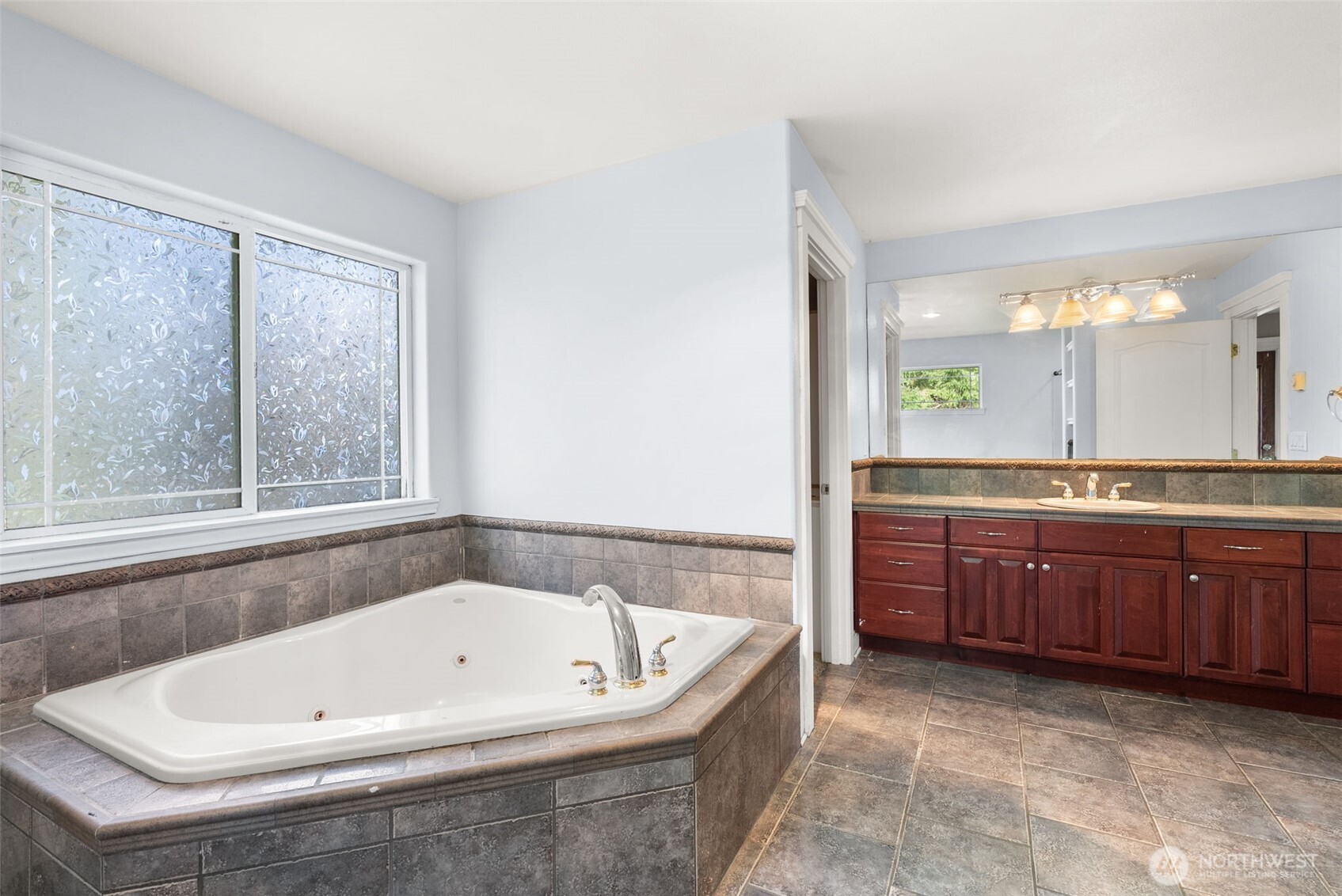 2929 S Fork Road Raymond WA 98577