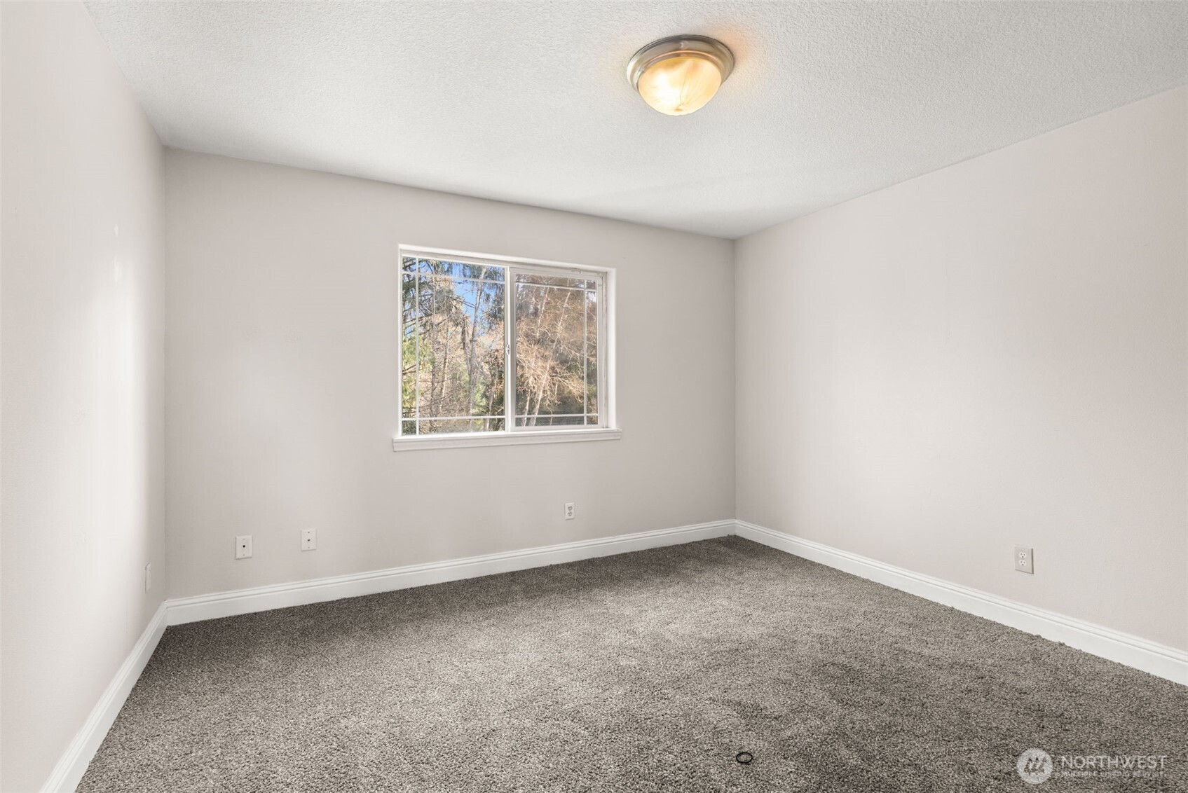 2929 S Fork Road Raymond WA 98577