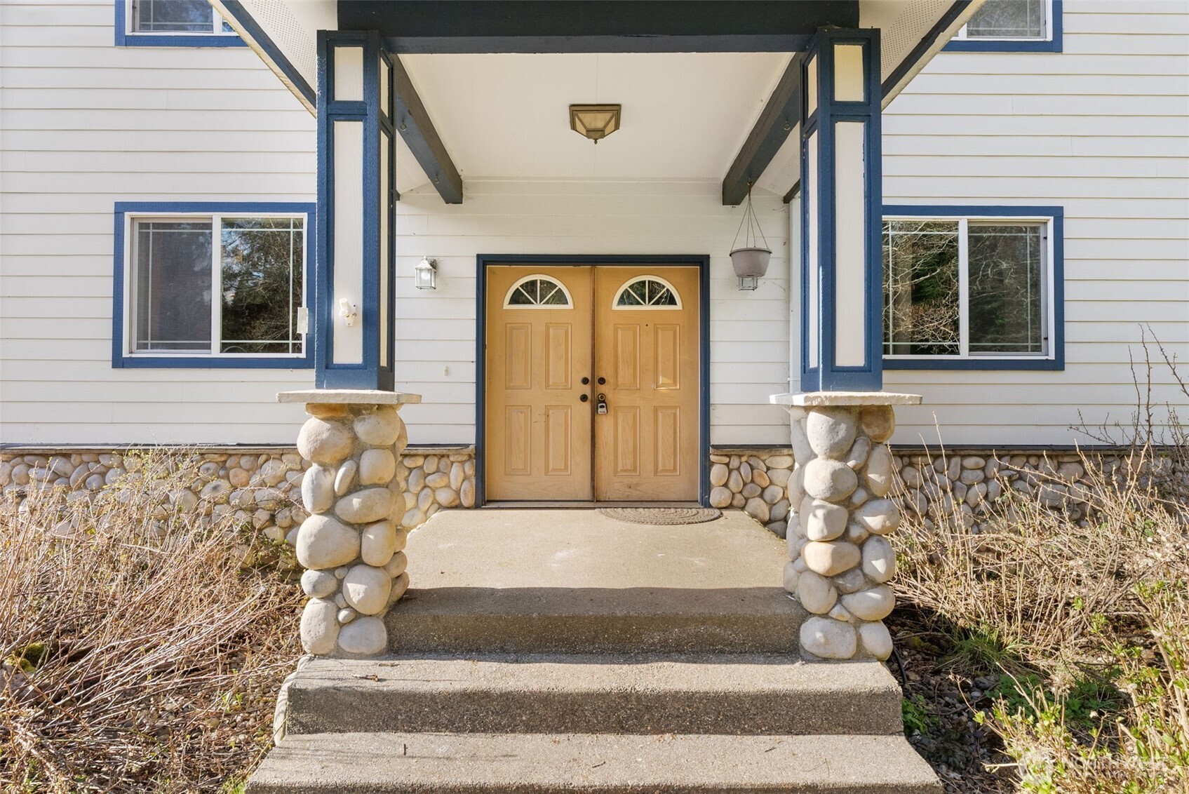 2929 S Fork Road Raymond WA 98577