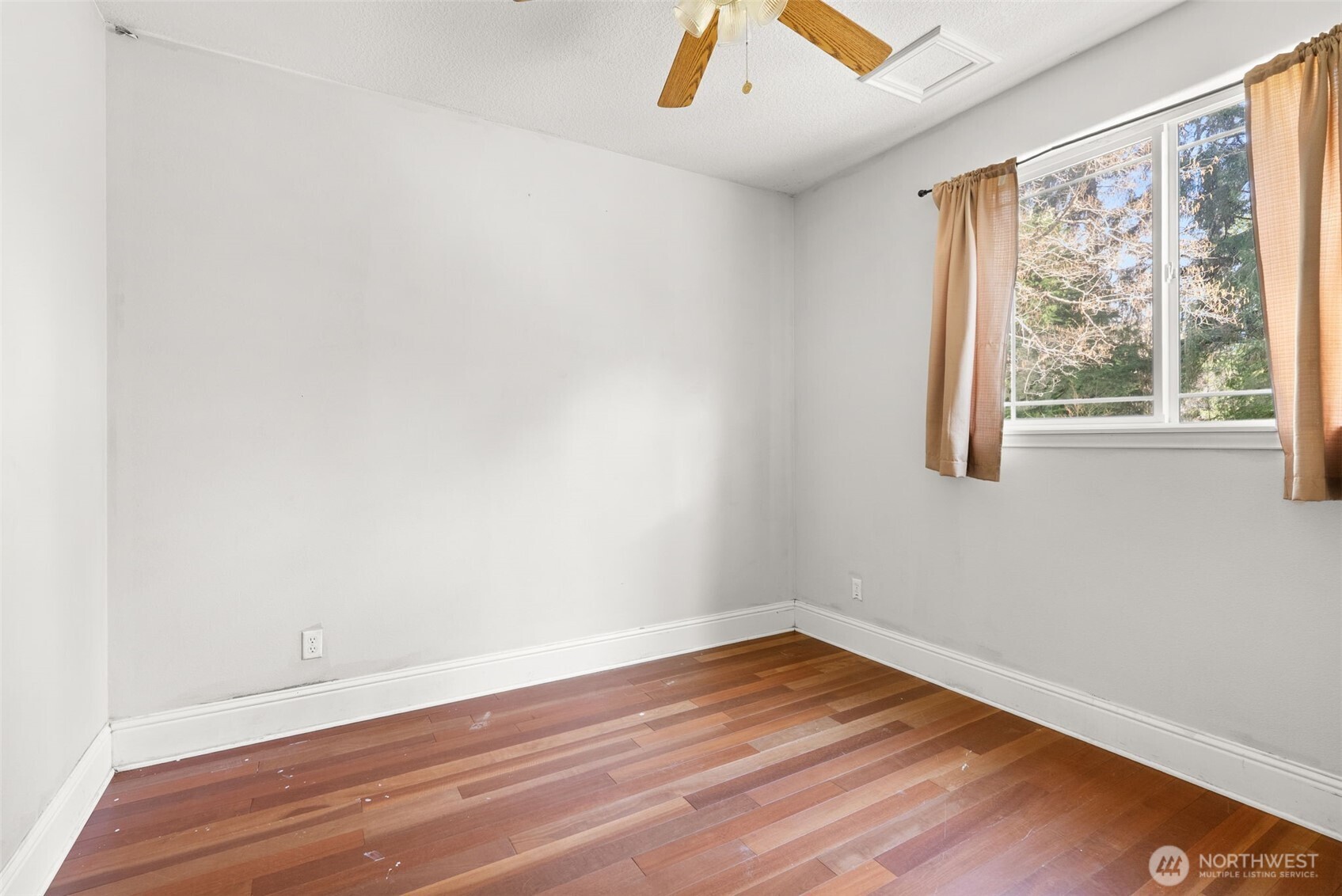 2929 S Fork Road Raymond WA 98577