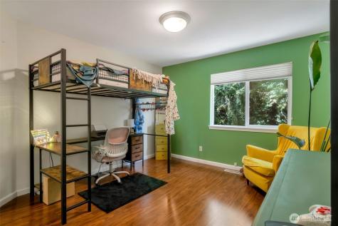 5802 14th Drive W Everett WA 98203