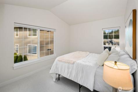 18638 NE 55th Way Redmond WA 98052