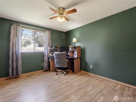 19207 78th Street E Bonney Lake WA 98391