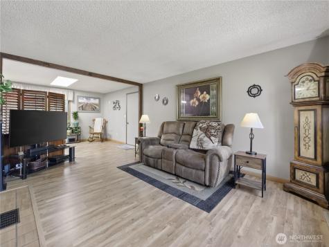 19207 78th Street E Bonney Lake WA 98391