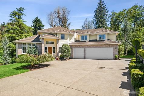 932 16th Avenue Ct SE Puyallup WA 98372