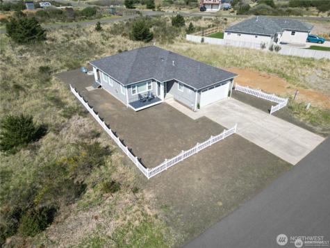 1439 Diamond Head Avenue SW Ocean Shores WA 98569