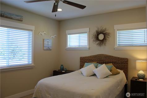 1439 Diamond Head Avenue SW Ocean Shores WA 98569