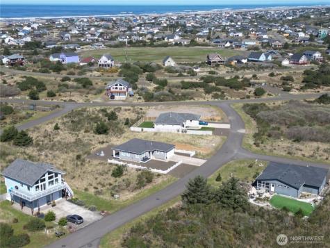 1439 Diamond Head Avenue SW Ocean Shores WA 98569