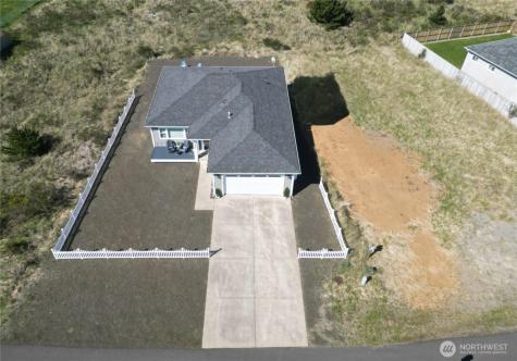 1439 Diamond Head Avenue SW Ocean Shores WA 98569