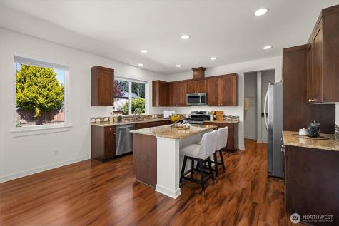 817 218th Street SE Bothell WA 98021