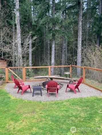 510 N Dow Mountain Drive Hoodsport WA 98548