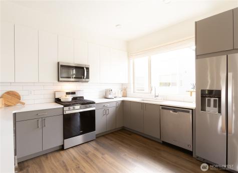 32731 Madrona Avenue SE Black Diamond WA 98010