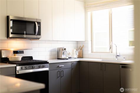 32731 Madrona Avenue SE Black Diamond WA 98010