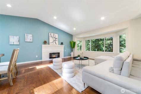 839 NE 200th Street Shoreline WA 98155