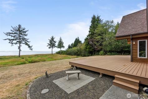 24 Anderson Lane Hoquiam WA 98550