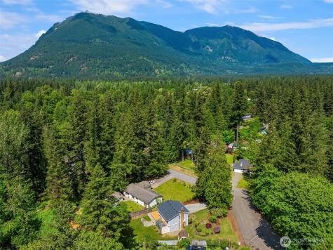 14421 444th Ave SE North Bend WA 98045