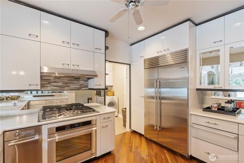 5601 W Mercer Way Mercer Island WA 98040
