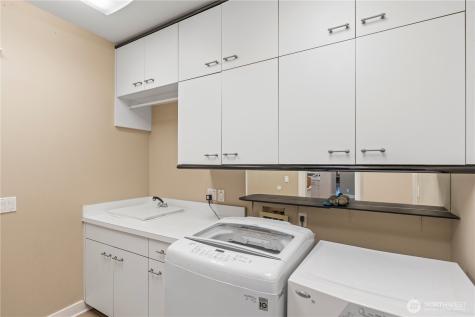5601 W Mercer Way Mercer Island WA 98040