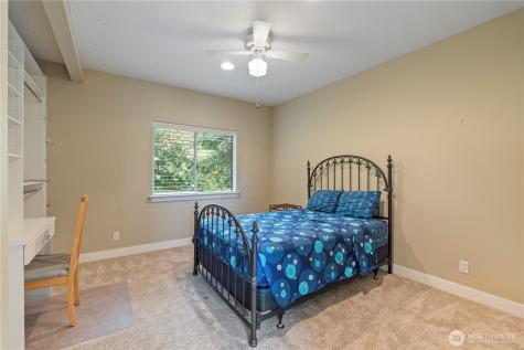 5601 W Mercer Way Mercer Island WA 98040