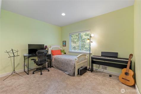 5601 W Mercer Way Mercer Island WA 98040