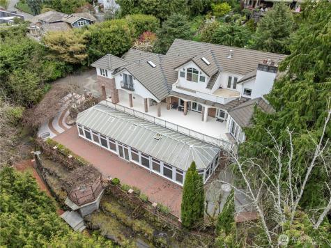 5601 W Mercer Way Mercer Island WA 98040
