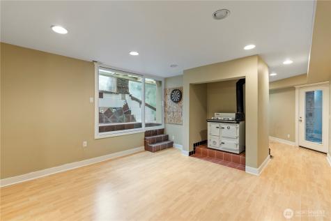 5601 W Mercer Way Mercer Island WA 98040