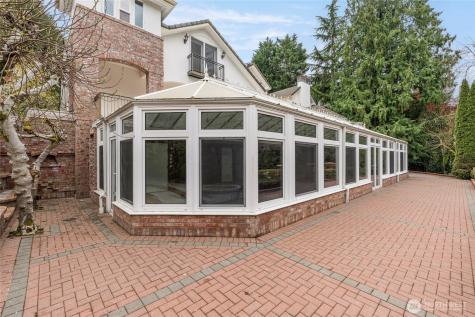5601 W Mercer Way Mercer Island WA 98040