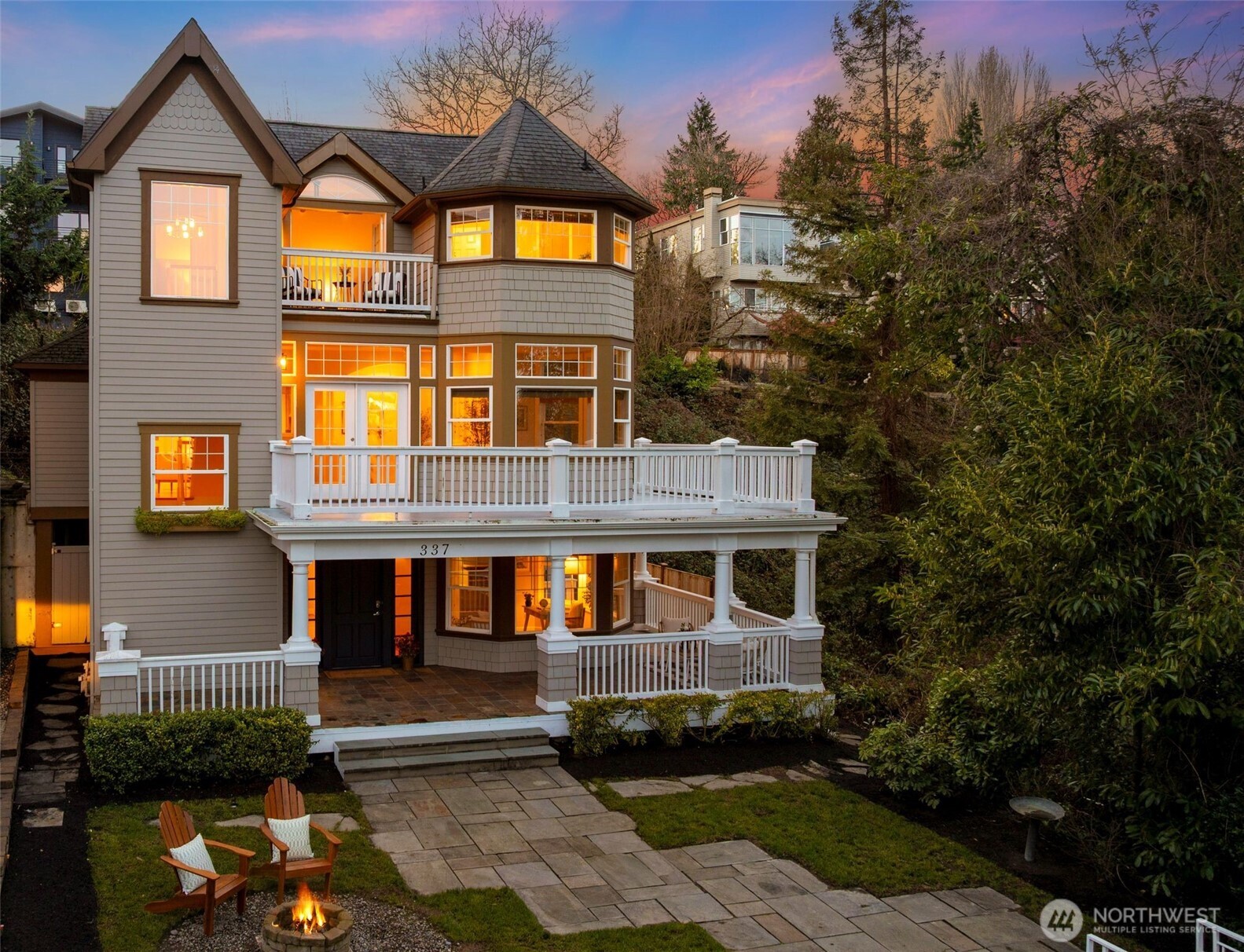 337 25th Avenue E Seattle WA 98112