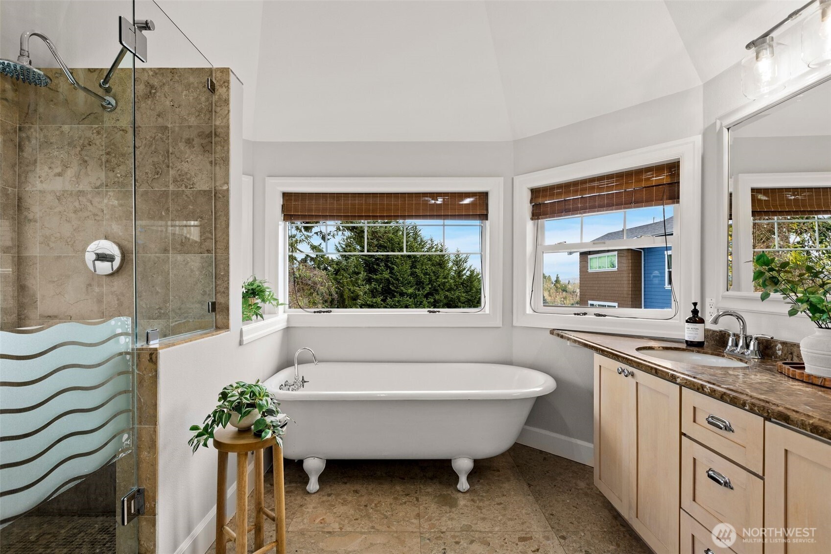 337 25th Avenue E Seattle WA 98112