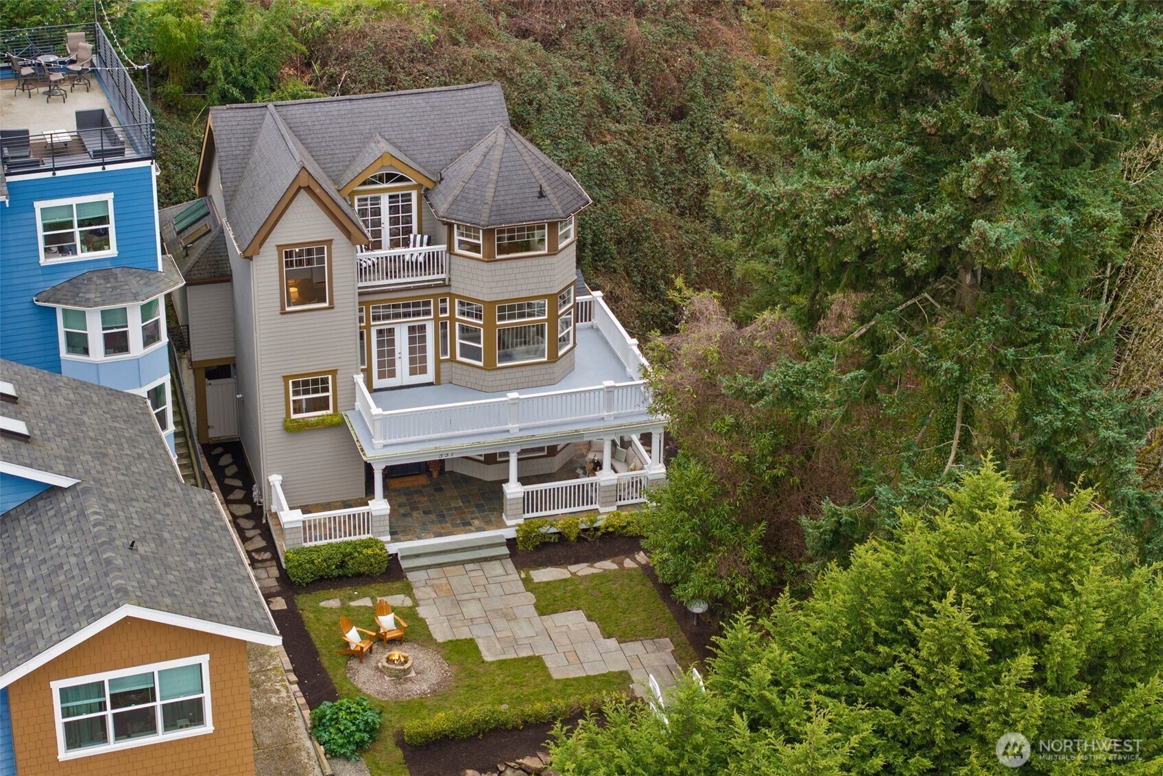 337 25th Avenue E Seattle WA 98112