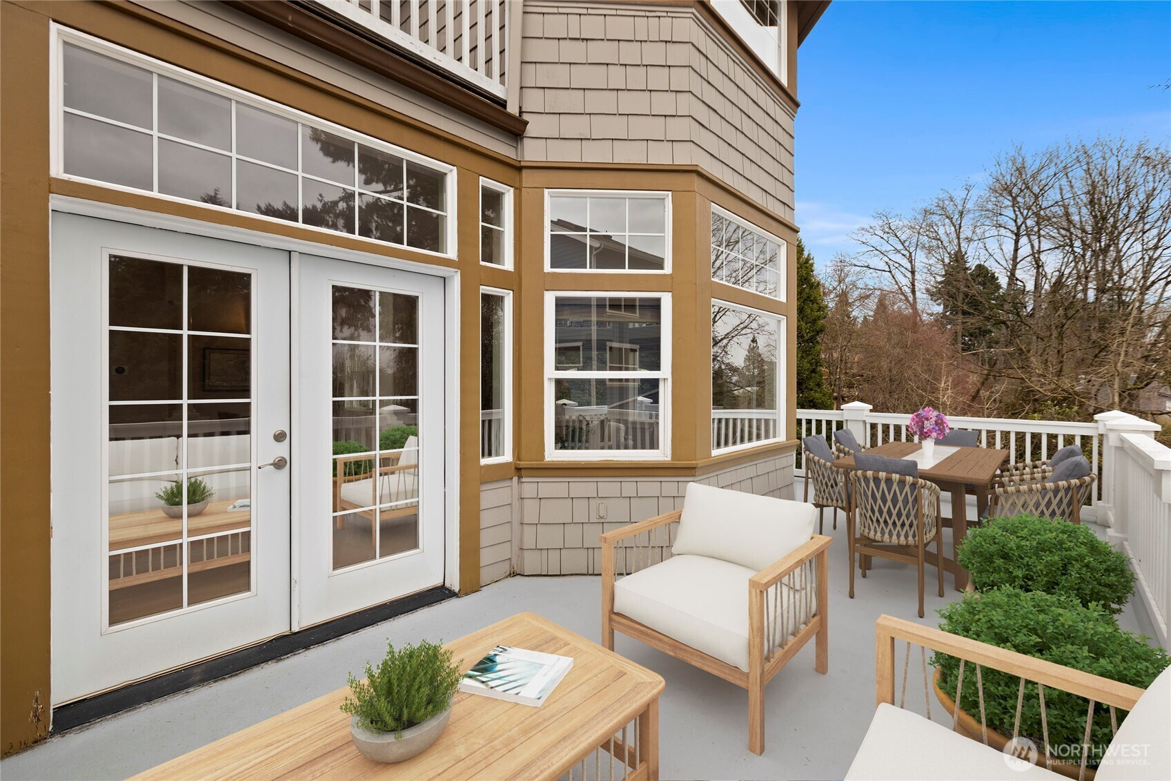 337 25th Avenue E Seattle WA 98112