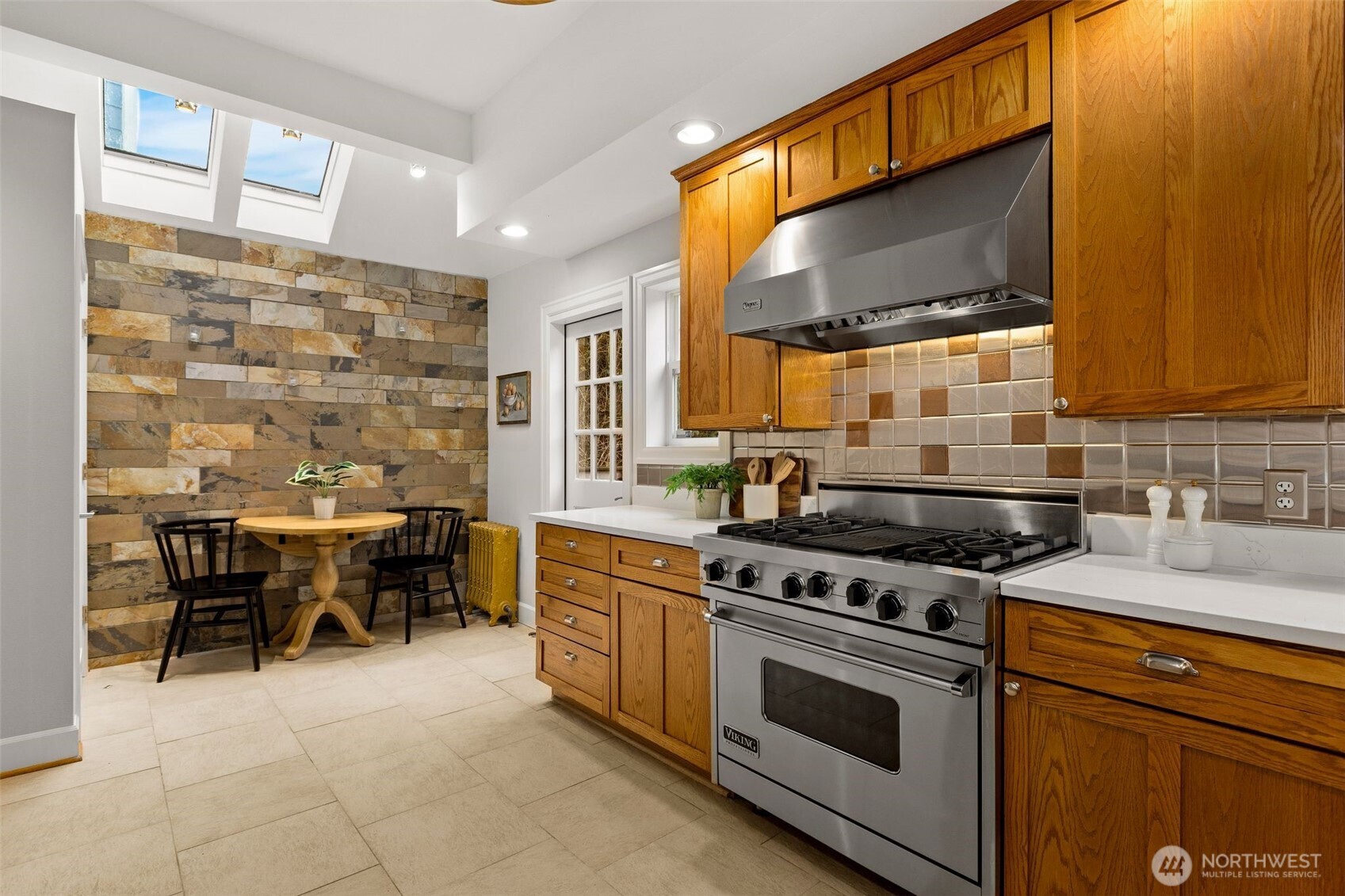 337 25th Avenue E Seattle WA 98112