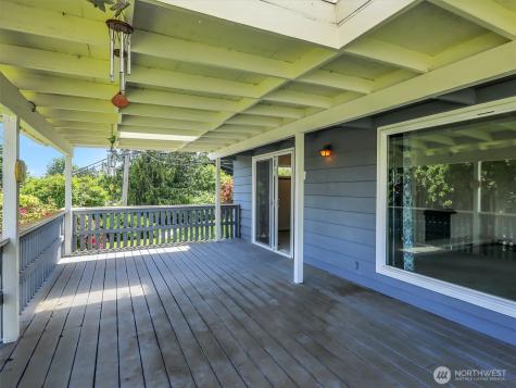 6512 NE 196th Street Kenmore WA 98028