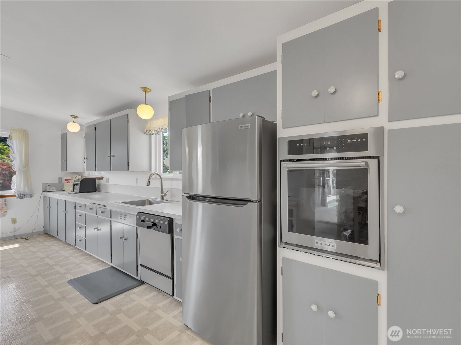 6512 NE 196th Street Kenmore WA 98028