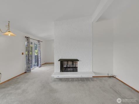 6512 NE 196th Street Kenmore WA 98028