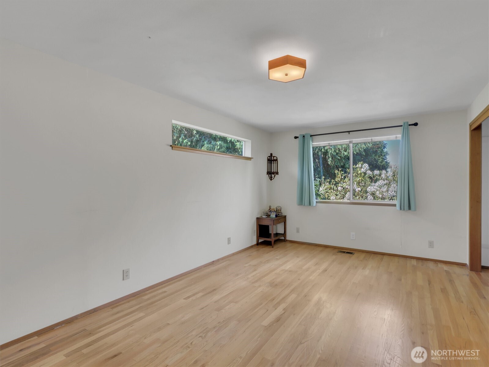 6512 NE 196th Street Kenmore WA 98028