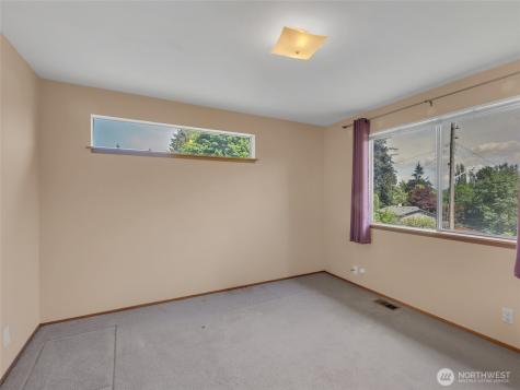 6512 NE 196th Street Kenmore WA 98028