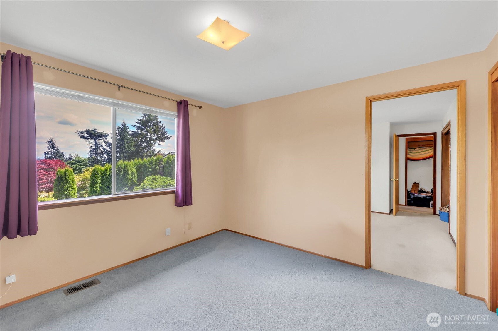 6512 NE 196th Street Kenmore WA 98028