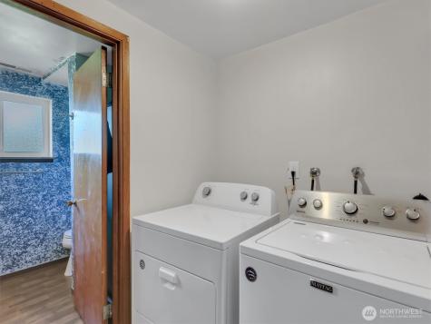 6512 NE 196th Street Kenmore WA 98028