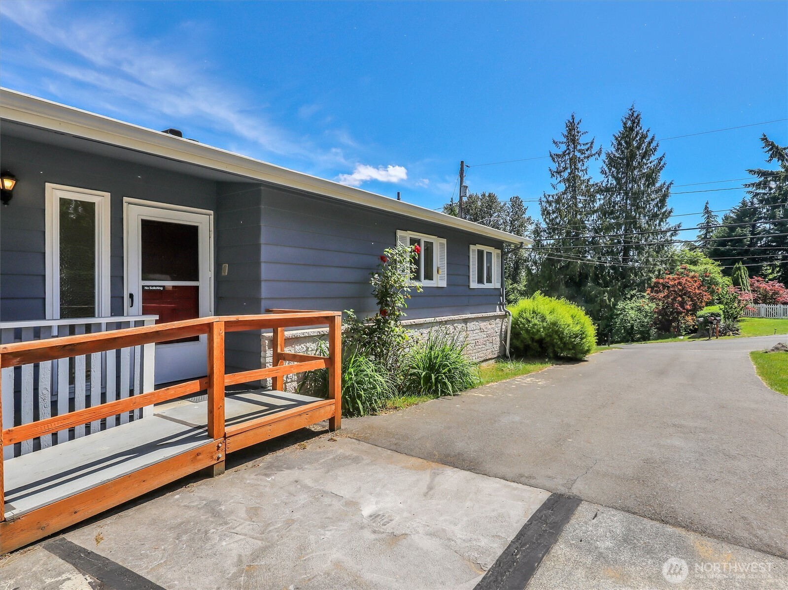 6512 NE 196th Street Kenmore WA 98028