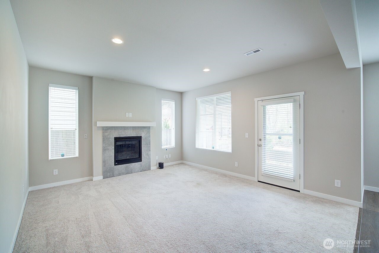 2520 176th Place NE Marysville WA 98271