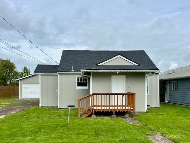 2025 46th Longview WA 98632