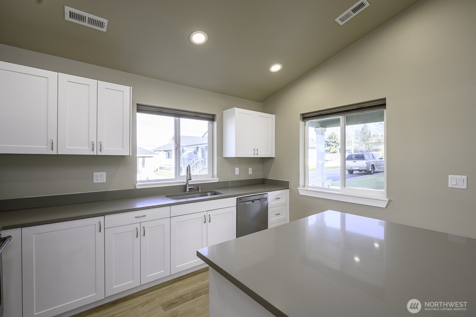 123 E 9th Avenue Moses Lake WA 98837