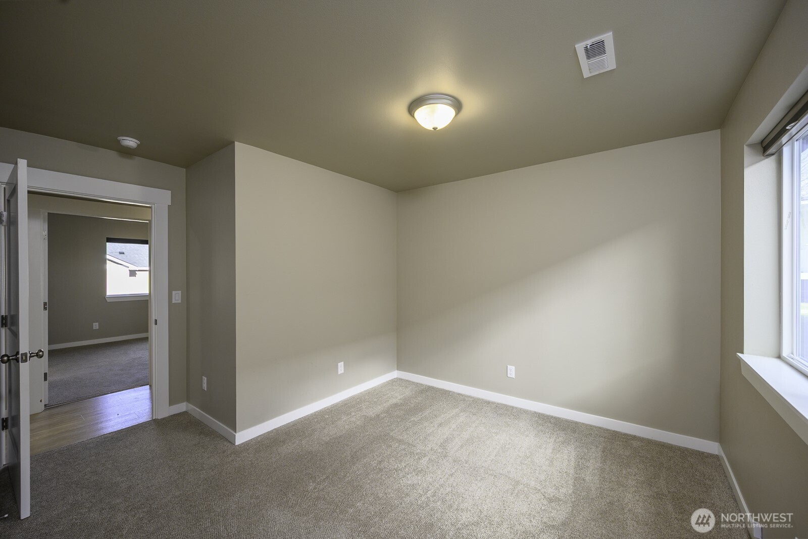 123 E 9th Avenue Moses Lake WA 98837