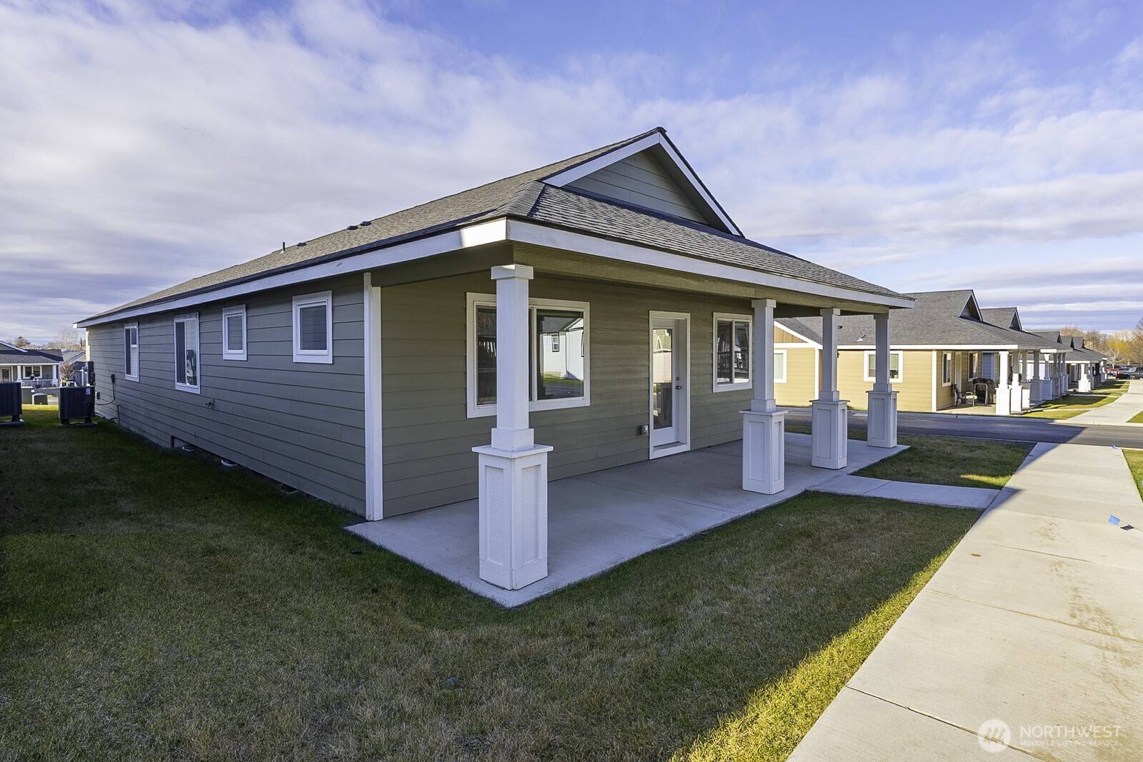 123 E 9th Avenue Moses Lake WA 98837