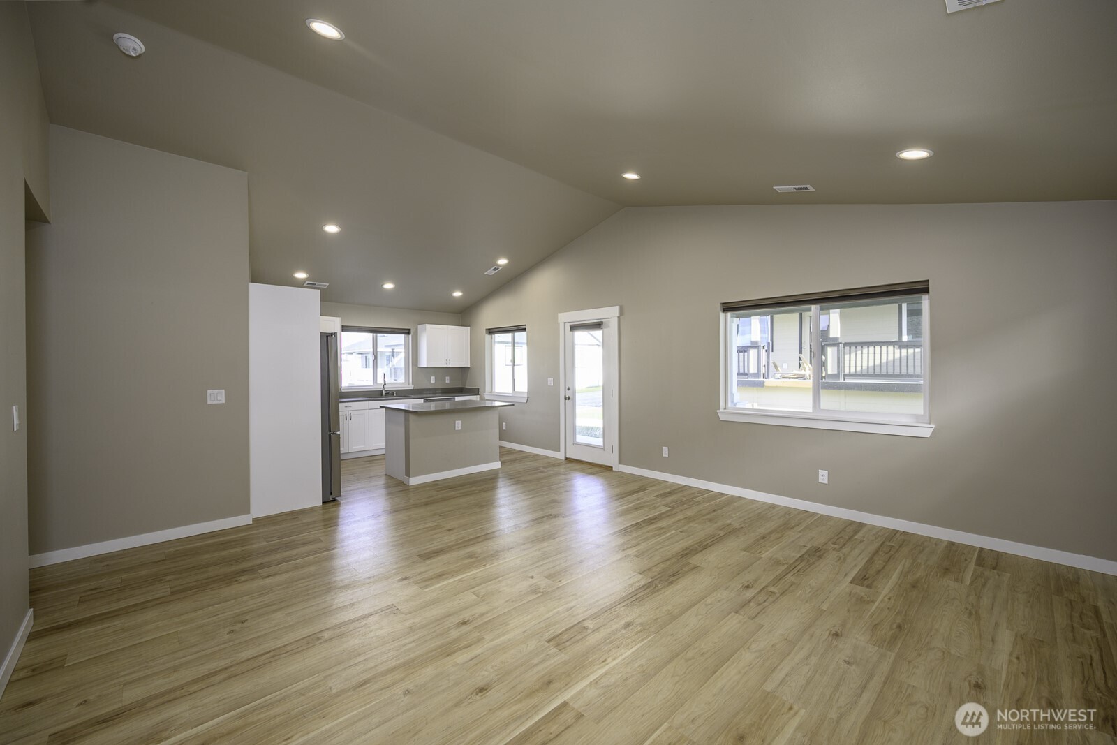 123 E 9th Avenue Moses Lake WA 98837